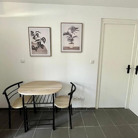 Le Central : Appartement Cosy Et Calme Saint-Germain-de-Joux Bagian luar foto