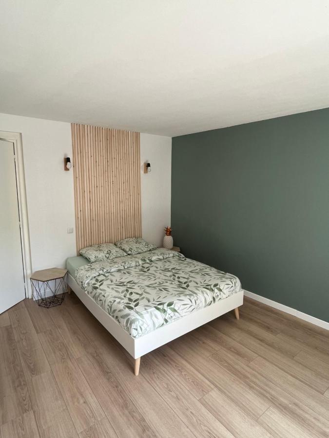 Le Central : Appartement Cosy Et Calme Saint-Germain-de-Joux Bagian luar foto